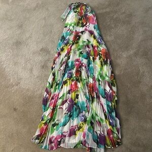 Beautiful floral print Eliza J dress size large.